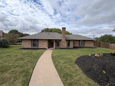 219 N Beltwoods Drive, DeSoto TX 75115 - Photo 2