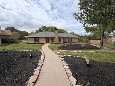 219 N Beltwoods Drive, DeSoto TX 75115
