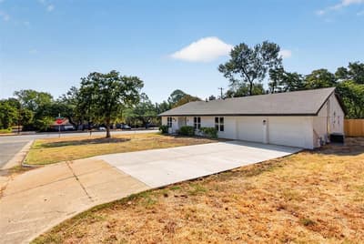 7344 Monterrey Drive, Fort Worth TX 76112 - Photo 3