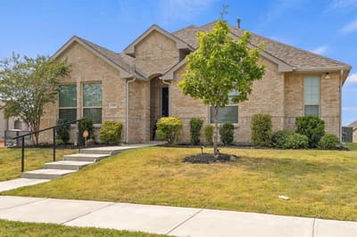 1505 Hermes Lane, Lancaster TX 75134 - Photo 4