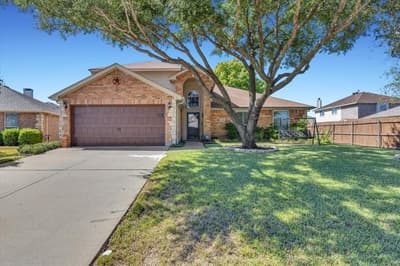 4600 Valleyview Drive, Mansfield TX 76063