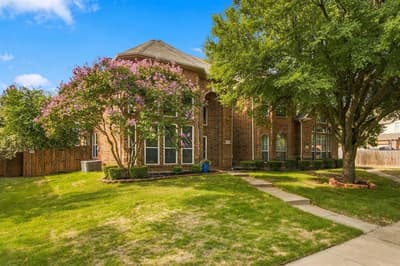 11251 Chaucer Drive, Frisco TX 75035 - Photo 2
