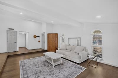 10854 Villa Haven Drive, Dallas TX 75238 - Photo 2