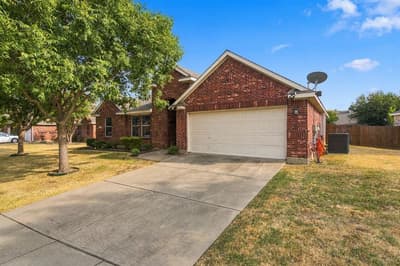 2412 Clubhouse Drive, Denton TX 76210 - Photo 3