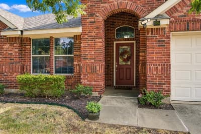 2412 Clubhouse Drive, Denton TX 76210 - Photo 4