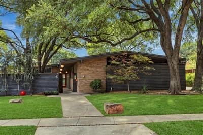 6216 Town Hill Lane, Dallas TX 75214