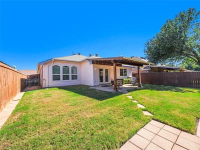2109 Lilac Circle, McKinney TX 75071 - Photo 2