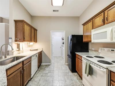 2109 Lilac Circle, McKinney TX 75071 - Photo 4