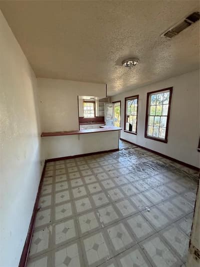 1915 Doris Street, Shreveport LA 71108 - Photo 2