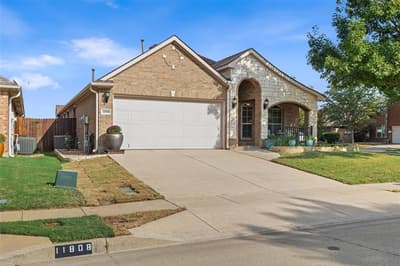 11800 Basilwood Drive, Fort Worth TX 76244 - Photo 2