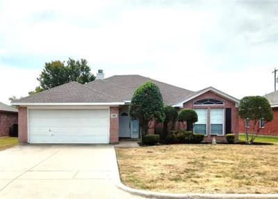 309 Odell Street, Cleburne TX 76033 - Photo 2