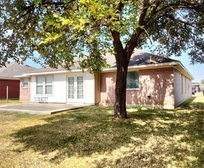 309 Odell Street, Cleburne TX 76033 - Photo 3