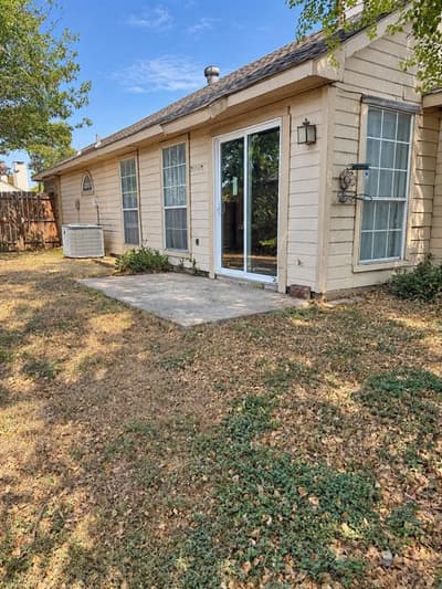 1026 Sanders Drive, Duncanville TX 75137 - Photo 4