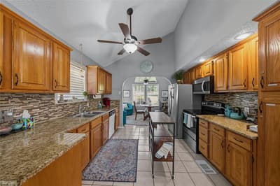 517 Shore Line Drive, Tool TX 75143 - Photo 5