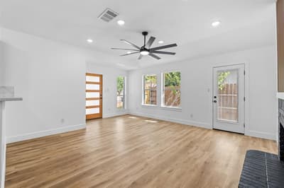 10232 Blackjack Oaks Drive, Dallas TX 75227 - Photo 3