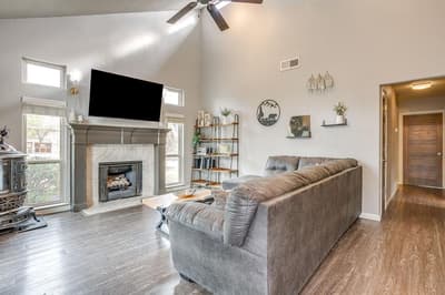 507 Heather Drive, Granbury TX 76048 - Photo 4