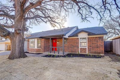 2421 Meadow View, Bedford TX 76021 - Photo 2