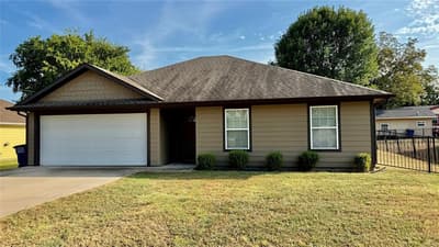 104 Herron Street, Farmersville TX 75442