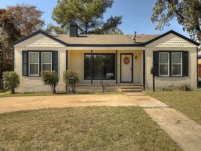 1705 N Riverside Drive, Fort Worth TX 76111 - Photo 2