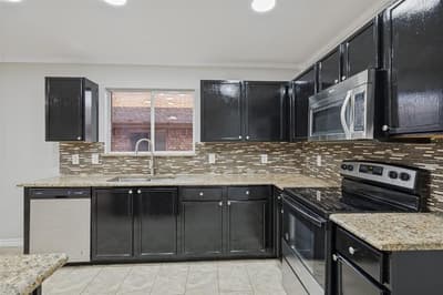 8828 Cross Oaks Ranch Boulevard, Cross Roads TX 76227 - Photo 4