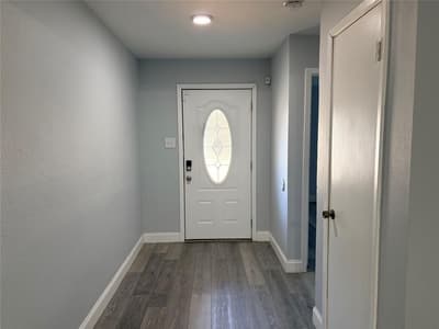 1025 Fox River Lane, Fort Worth TX 76120 - Photo 2