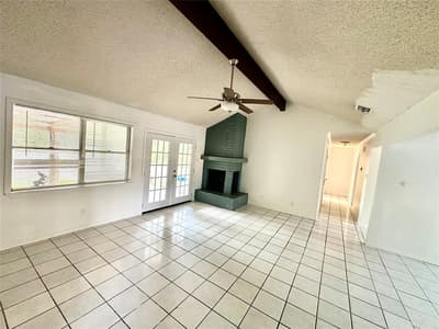 713 Rolling Hills Drive, Hewitt TX 76643 - Photo 5