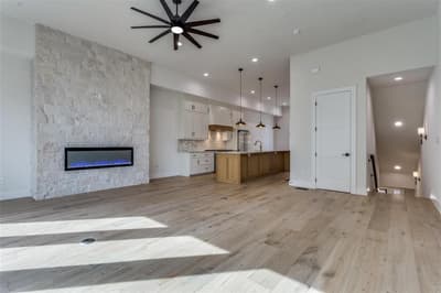 250 E Dallas Street # 114, Grapevine TX 76051 - Photo 3