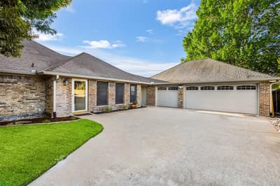 206 Cripple Creek Road, Glenn Heights TX 75154 - Photo 2