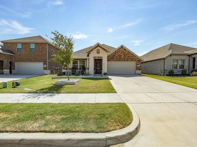 214 Luna Lane, Lake Dallas TX 75065 - Photo 2