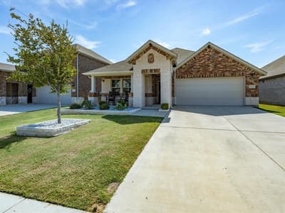 214 Luna Lane, Lake Dallas TX 75065