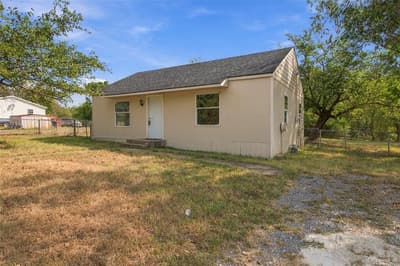1504 S Travis Avenue, Denison TX 75021 - Photo 3