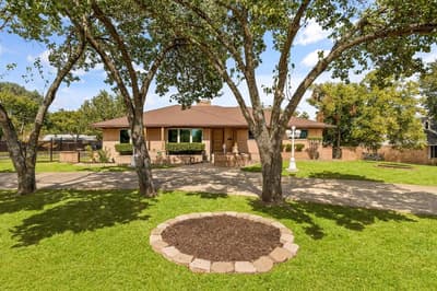 1433 W Red Bird Lane, Dallas TX 75232
