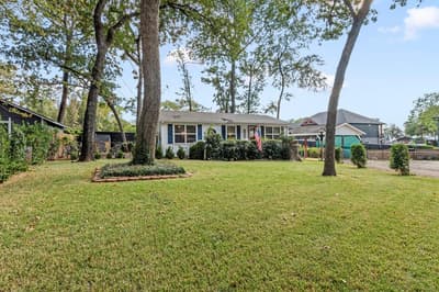 303 S Bay Circle, Mabank TX 75156