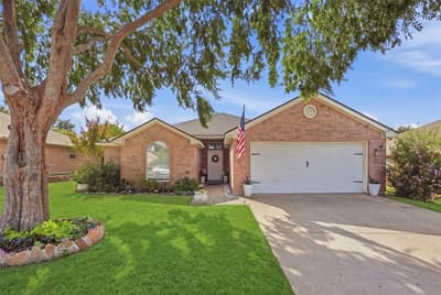 221 Whitestone Way, Weatherford TX 76085