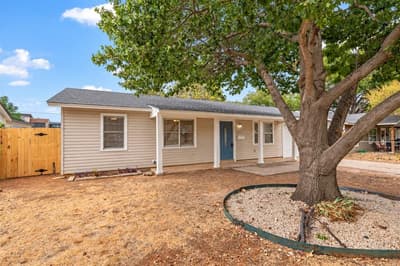 517 Aransas Drive, Euless TX 76039 - Photo 3