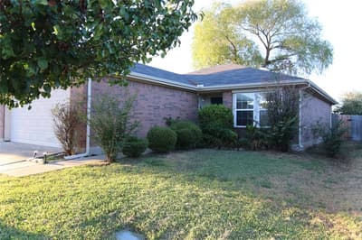 8821 Sagebrush Trail, Cross Roads TX 76227
