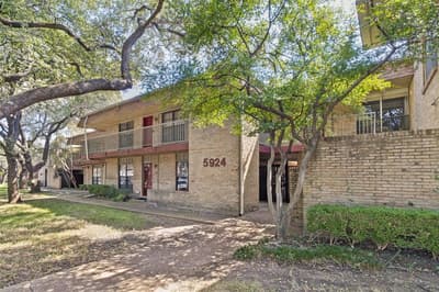 5924 Birchbrook Drive # 203, Dallas TX 75206
