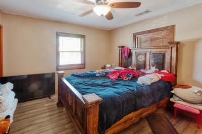 411 S Prairie Street, Pilot Point TX 76258 - Photo 5