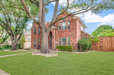 2632 Newcastle Drive, Carrollton TX 75007 - Photo 2