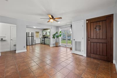 1509 Wynn Terrace, Arlington TX 76010 - Photo 3