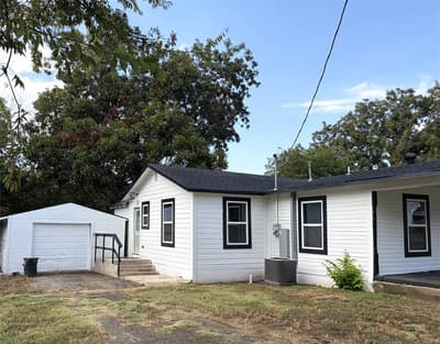 600 Scurlock Street, Grandview TX 76050 - Photo 3