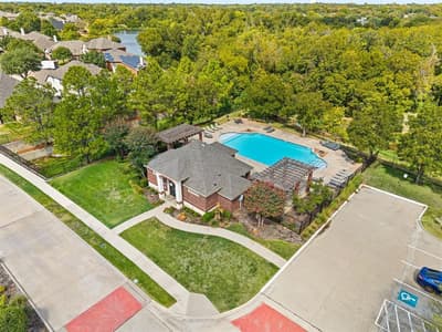 307 Park Haven Boulevard, Euless TX 76039 - Photo 3