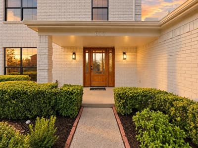 614 Berkley Drive, Grapevine TX 76051 - Photo 2