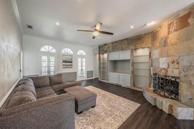 865 Kingwood Court, Highland Village TX 75077 - Photo 5