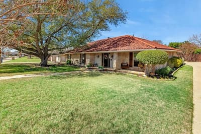 1111 Berkshire Court, Trophy Club TX 76262 - Photo 3