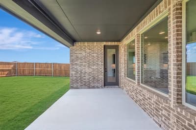 345 Kathryn Drive, Fort Worth TX 76052 - Photo 4