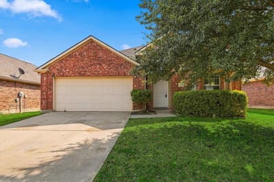 8716 Wagon Trail, Cross Roads TX 76227