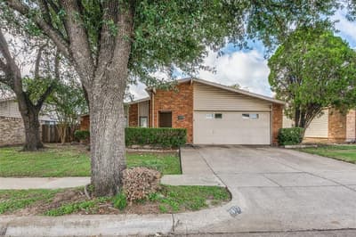 1617 Whittenburg Drive, Fort Worth TX 76134 - Photo 2