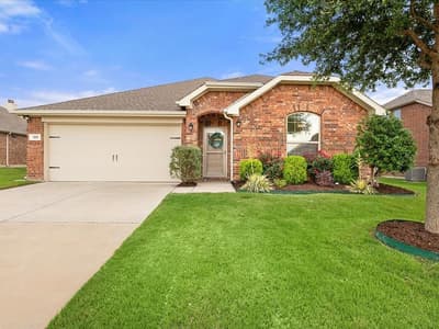 125 Lariat Trail, Waxahachie TX 75165 - Photo 2