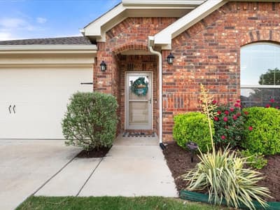 125 Lariat Trail, Waxahachie TX 75165 - Photo 5